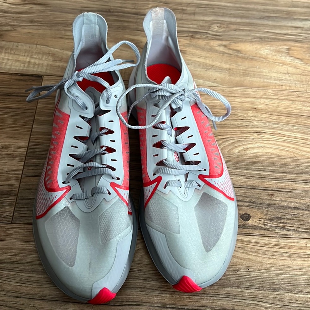 Women’s Nike sneakers grey silver and red size 8.5